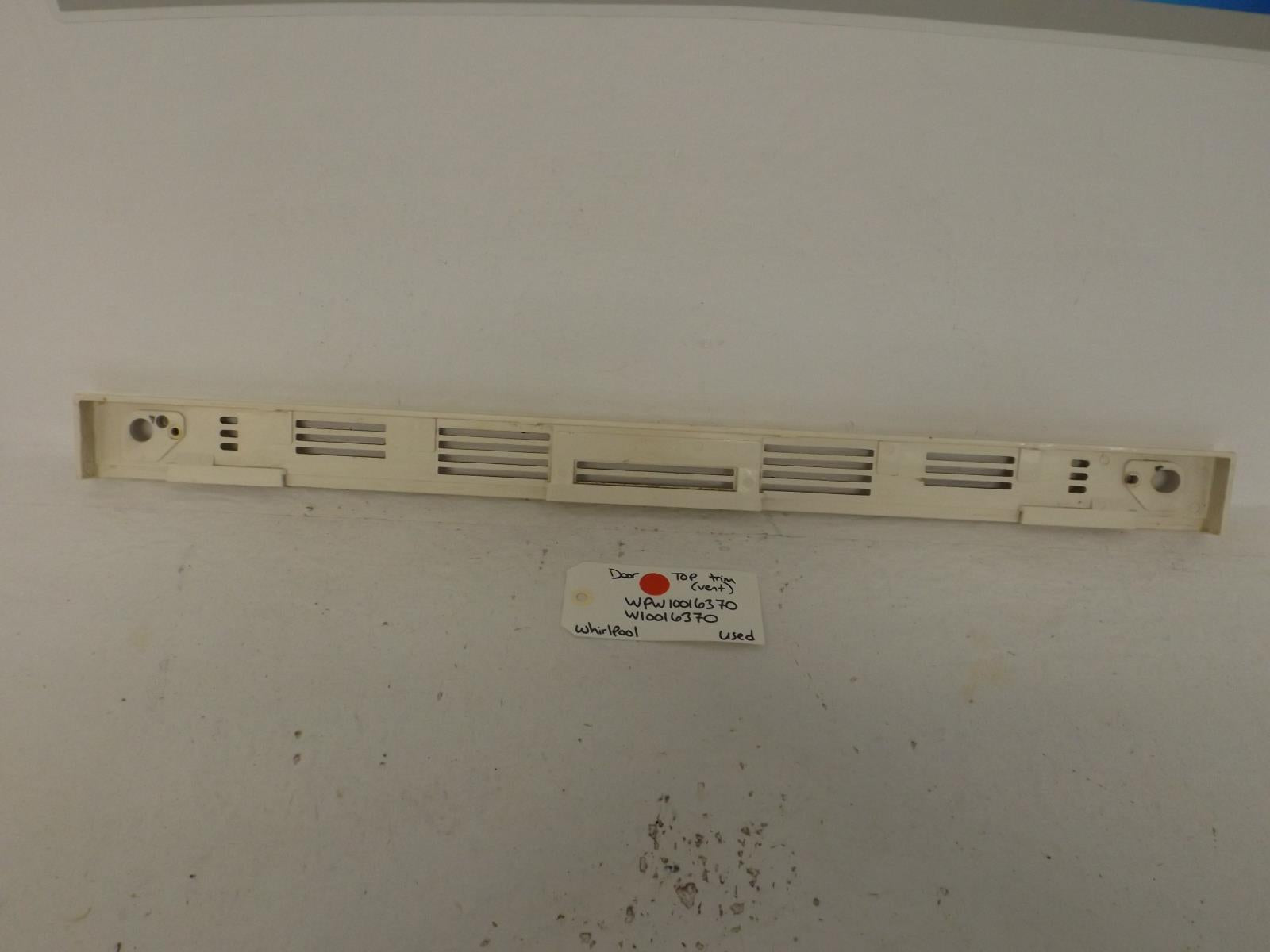 Whirlpool Stove WPW10016370 W10016370 Door Top Trim Vent Used Whirlpool Stove WPW10016370 W10016370 Door Top Trim Vent Used
